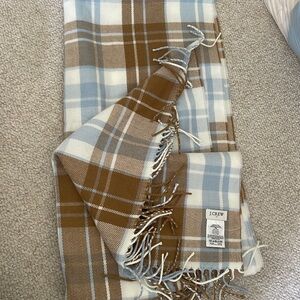 Beautiful J crew quilted scarf